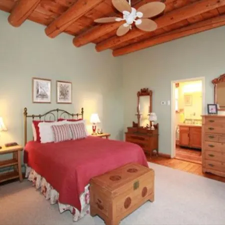 Appartement 2 Bedroom - 10 Min. Walk To Plaza - Felicidad